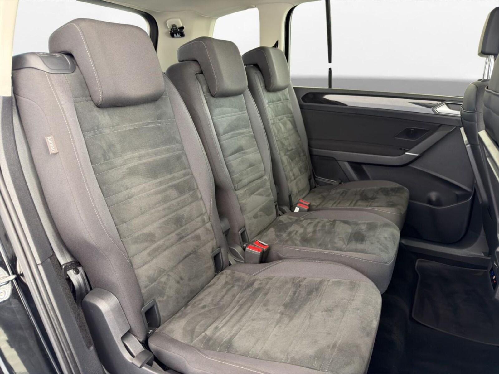 Volkswagen Touran – Bild 11