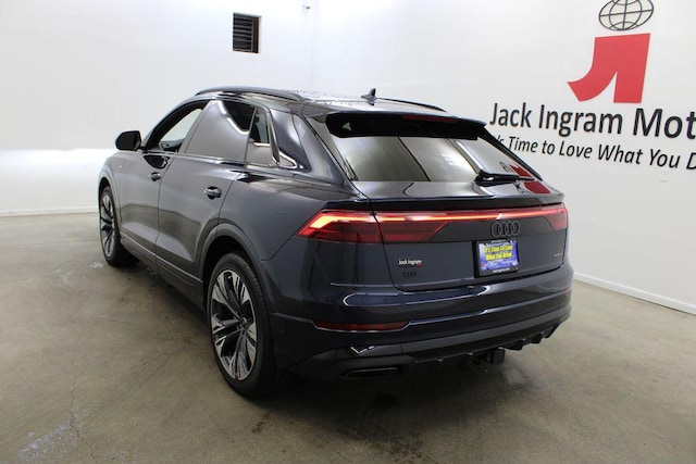 2026 Audi Q8