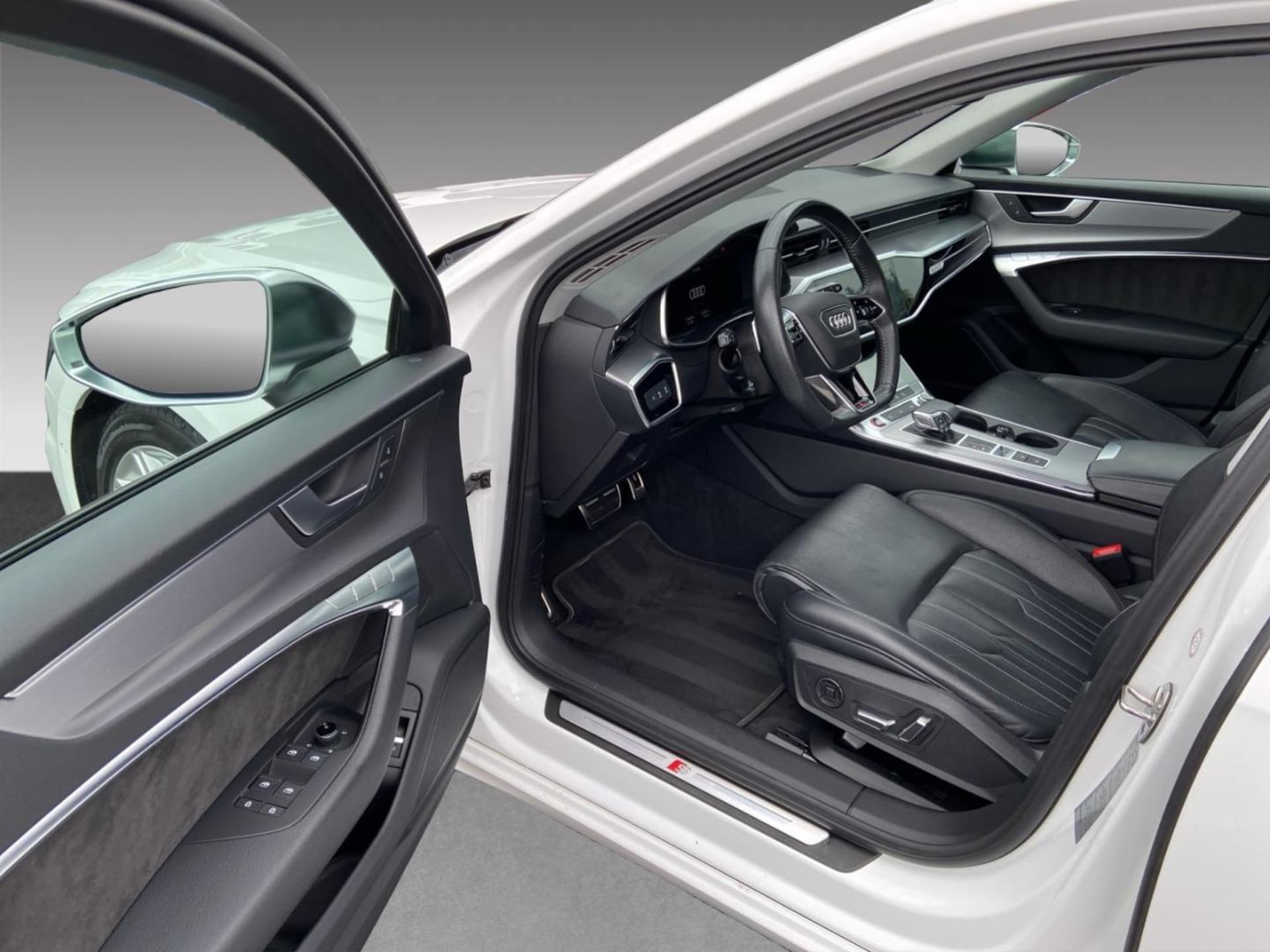 Audi S6 Avant