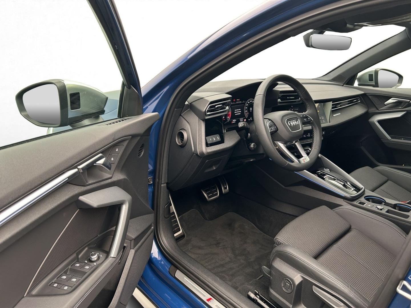 Bild über Audi S3 Sportback TFSI quattro S tronic - für weitere Informationen kontaktieren Sie den Audi Partner