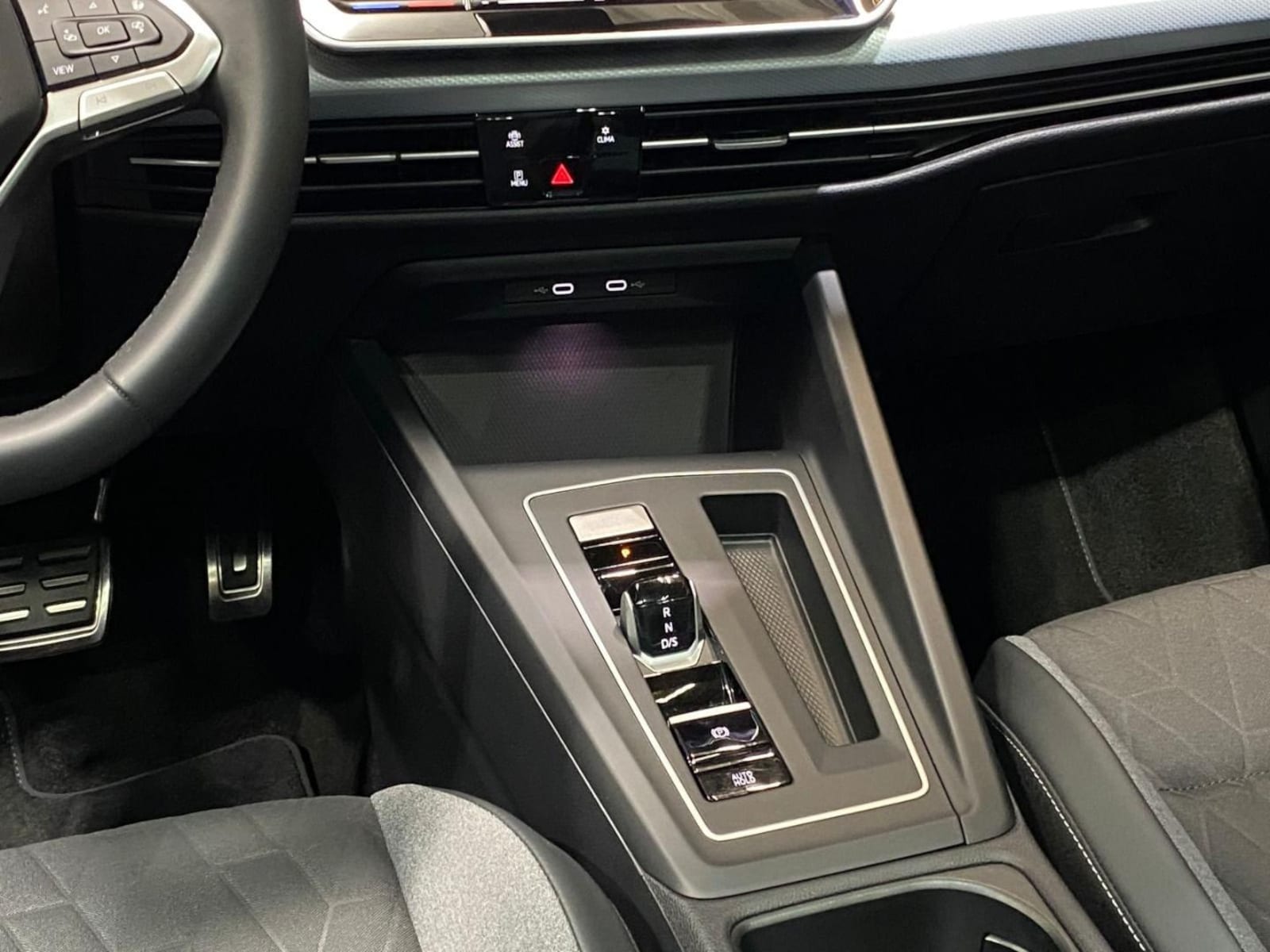 Volkswagen Golf Variant – Bild 11