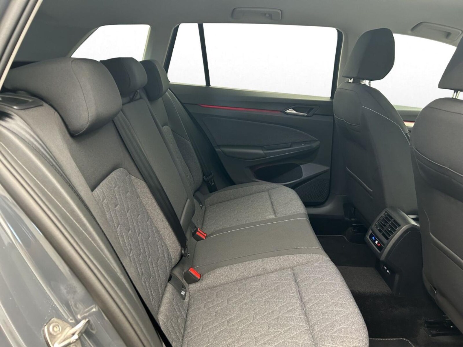 Volkswagen Golf Variant – Bild 16