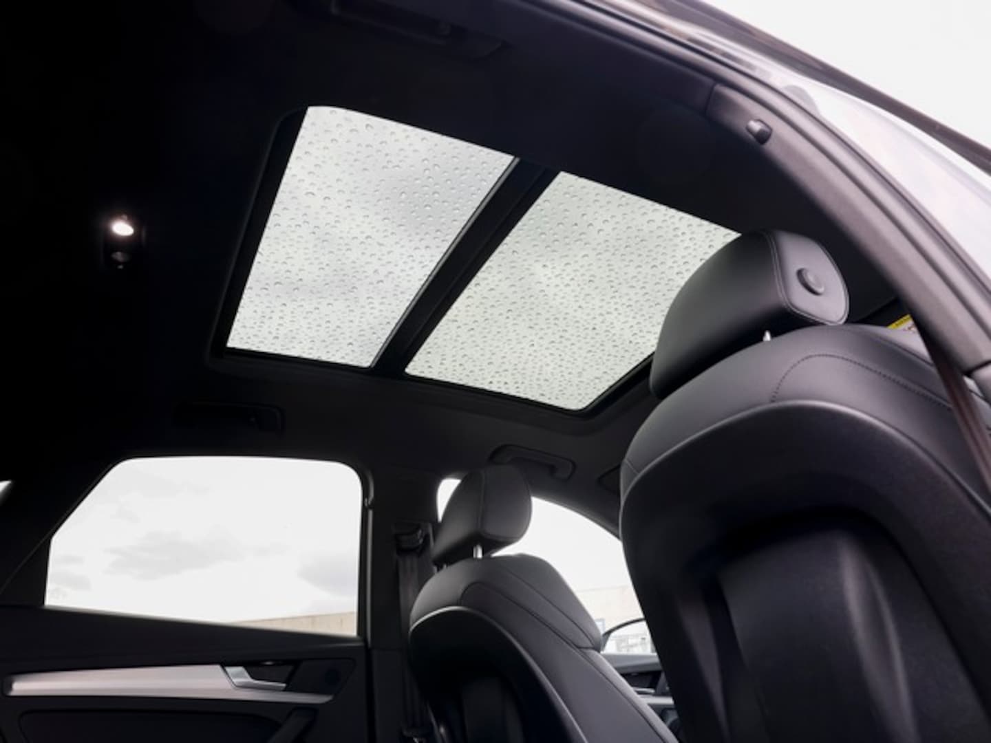 Bild über Audi Q5 Sportback 40 TDI quattro S tronic - für weitere Informationen kontaktieren Sie den Audi Partner