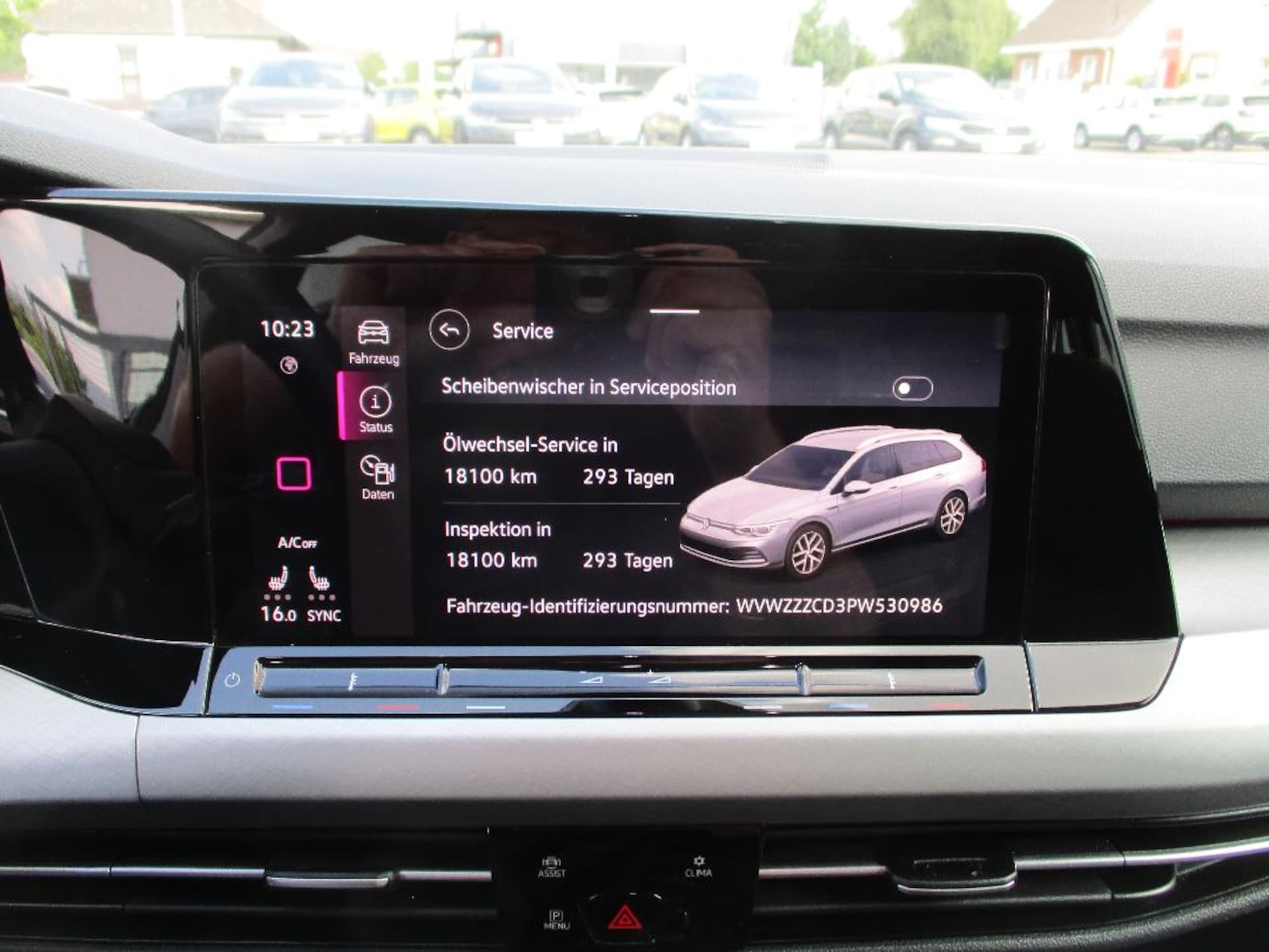 Volkswagen Golf Variant Life