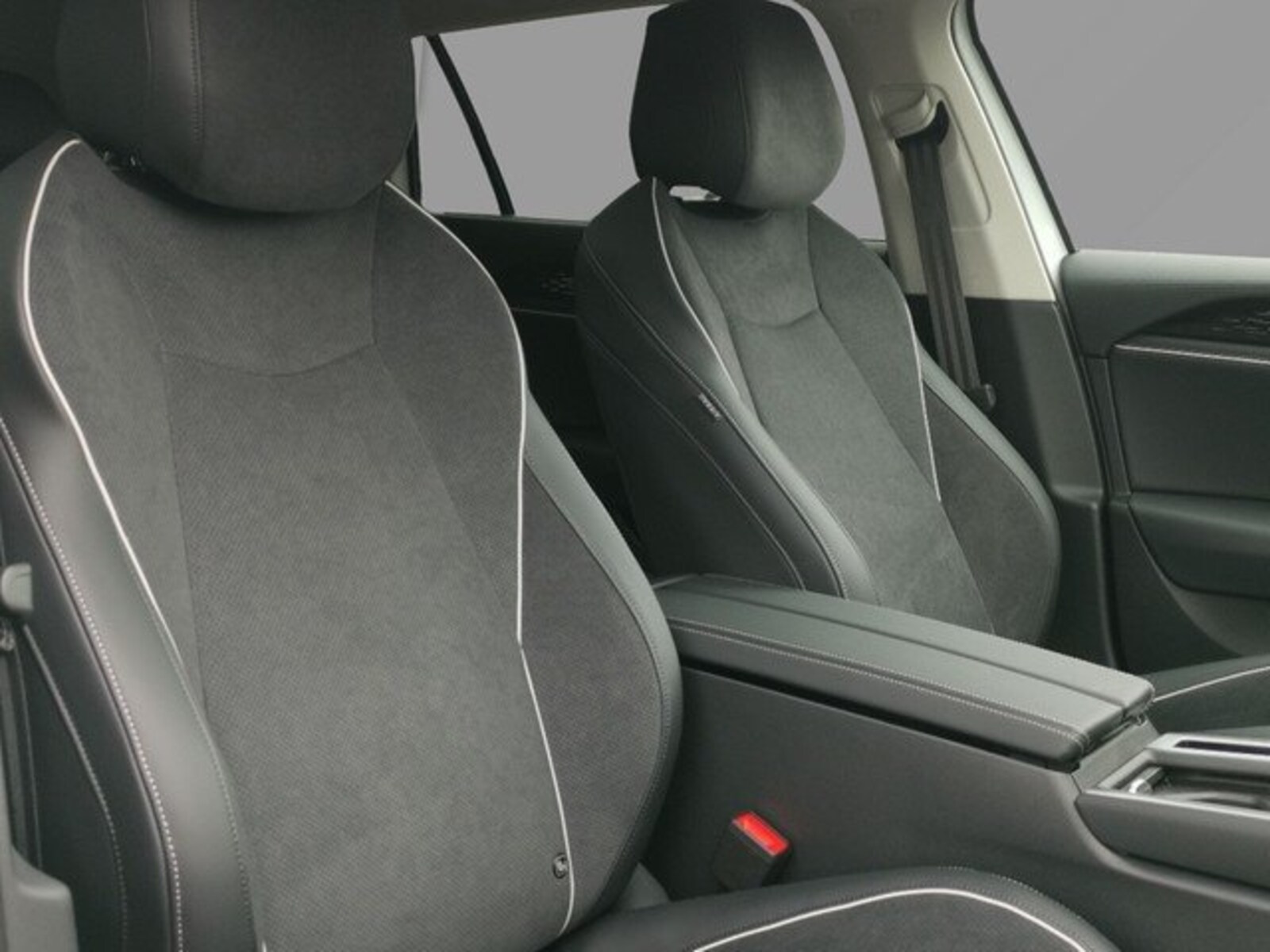 Volkswagen Passat – Bild 13