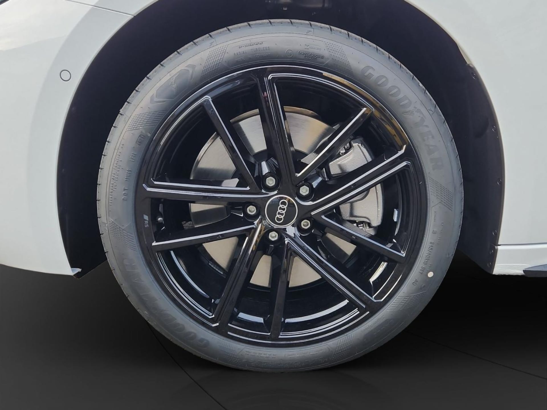 Audi A5 Avant e-hybrid