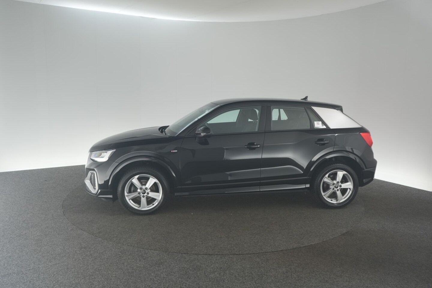 Bild über Audi Q2 S line 35 TFSI S tronic - für weitere Informationen kontaktieren Sie den Audi Partner