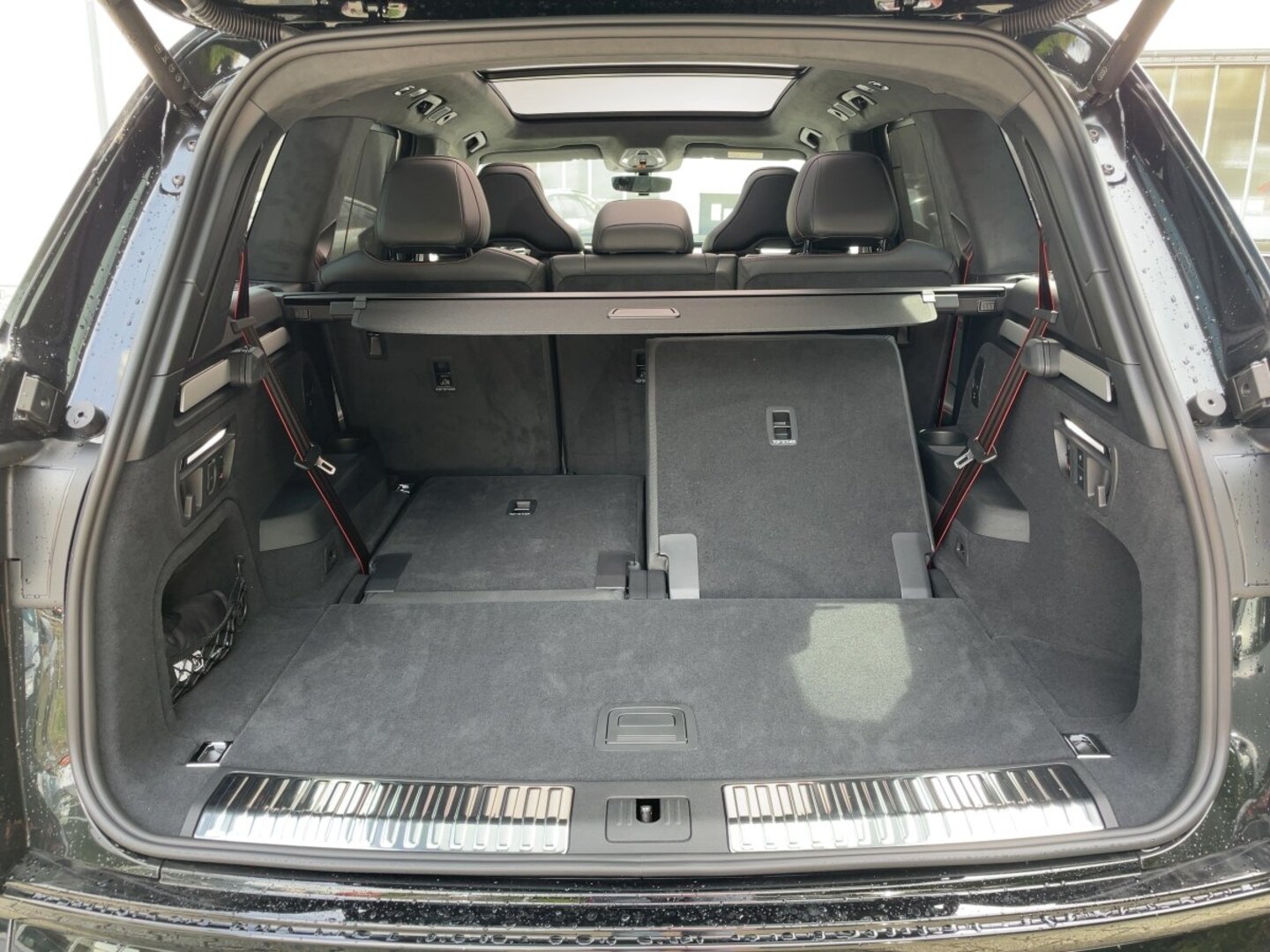 Bild über Audi Q7 SUV TDI quattro 220 kW tiptronic - für weitere Informationen kontaktieren Sie den Audi Partner