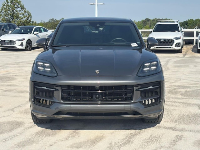 2024 Porsche Cayenne E-Hybrid Coupe