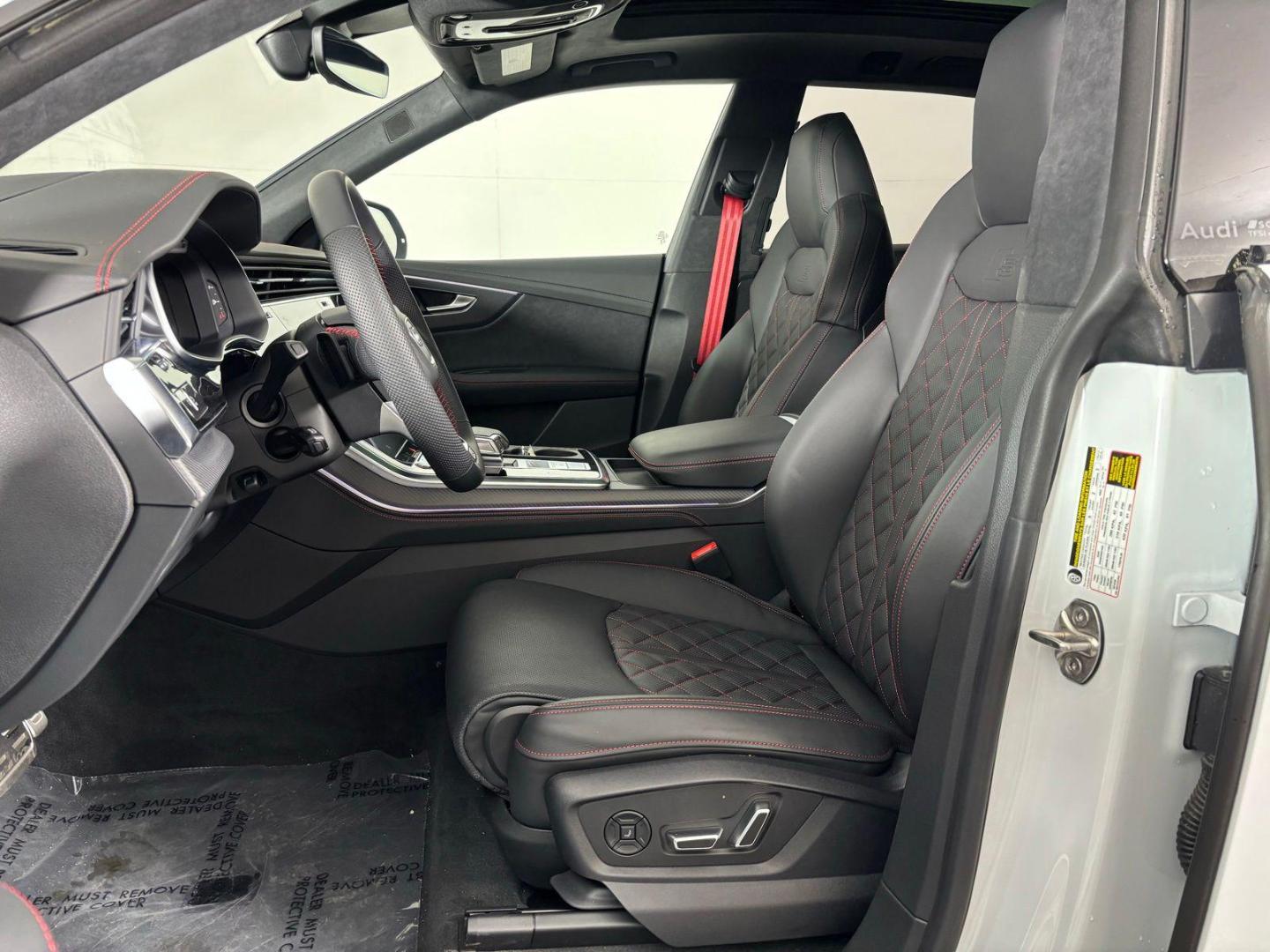 2026 Audi SQ8 Prestige - Photo 13