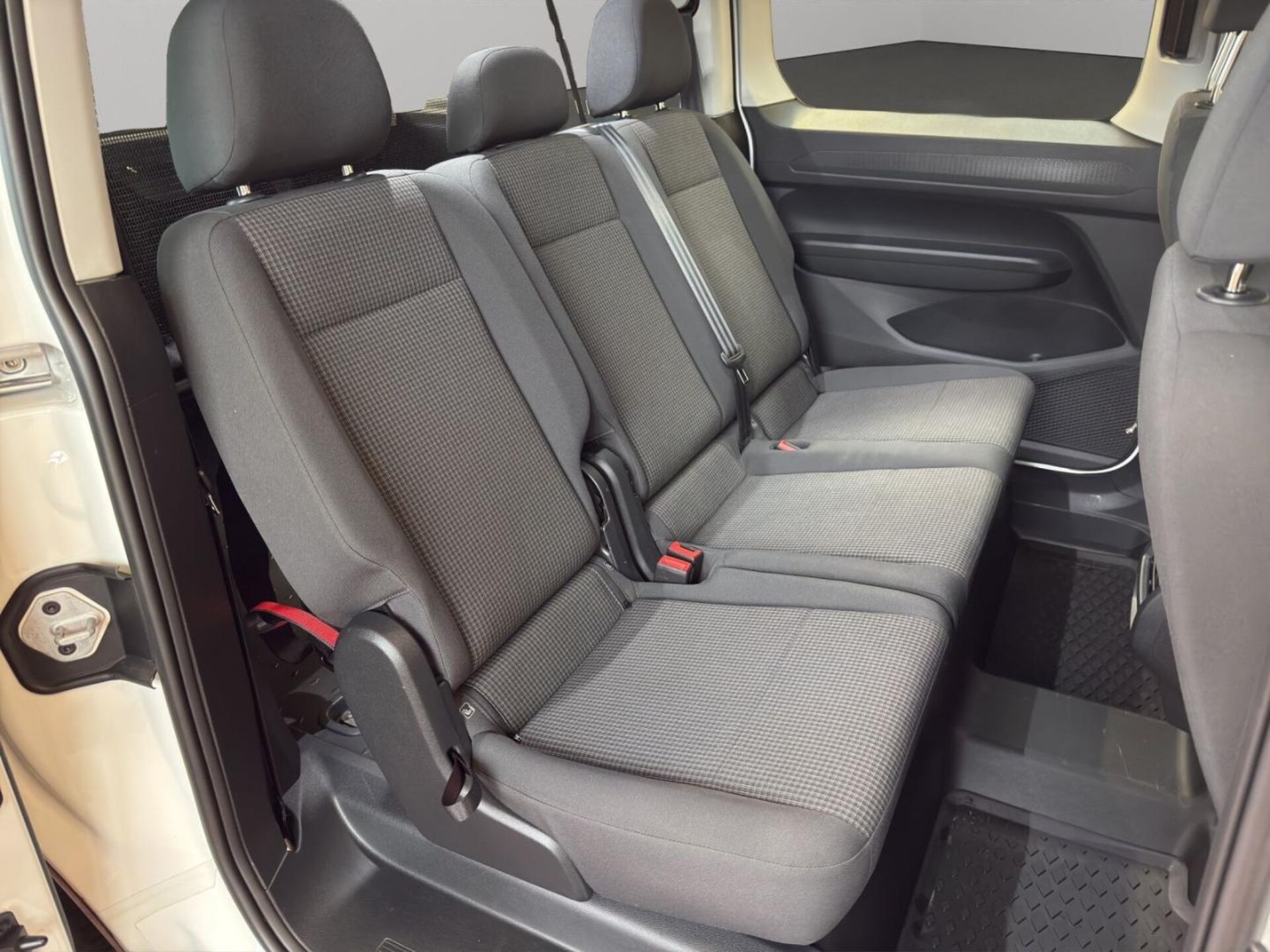 Volkswagen Caddy Maxi Basis-Modell