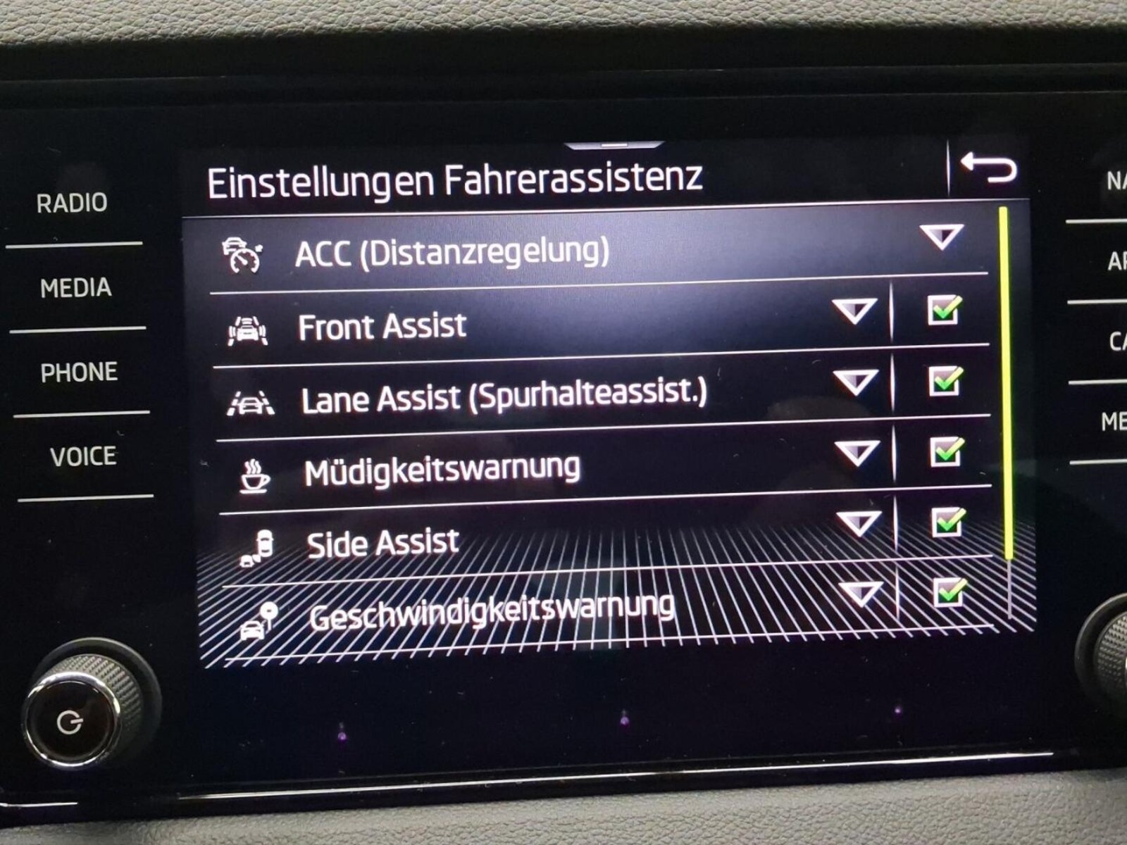 Škoda Karoq – Bild 12
