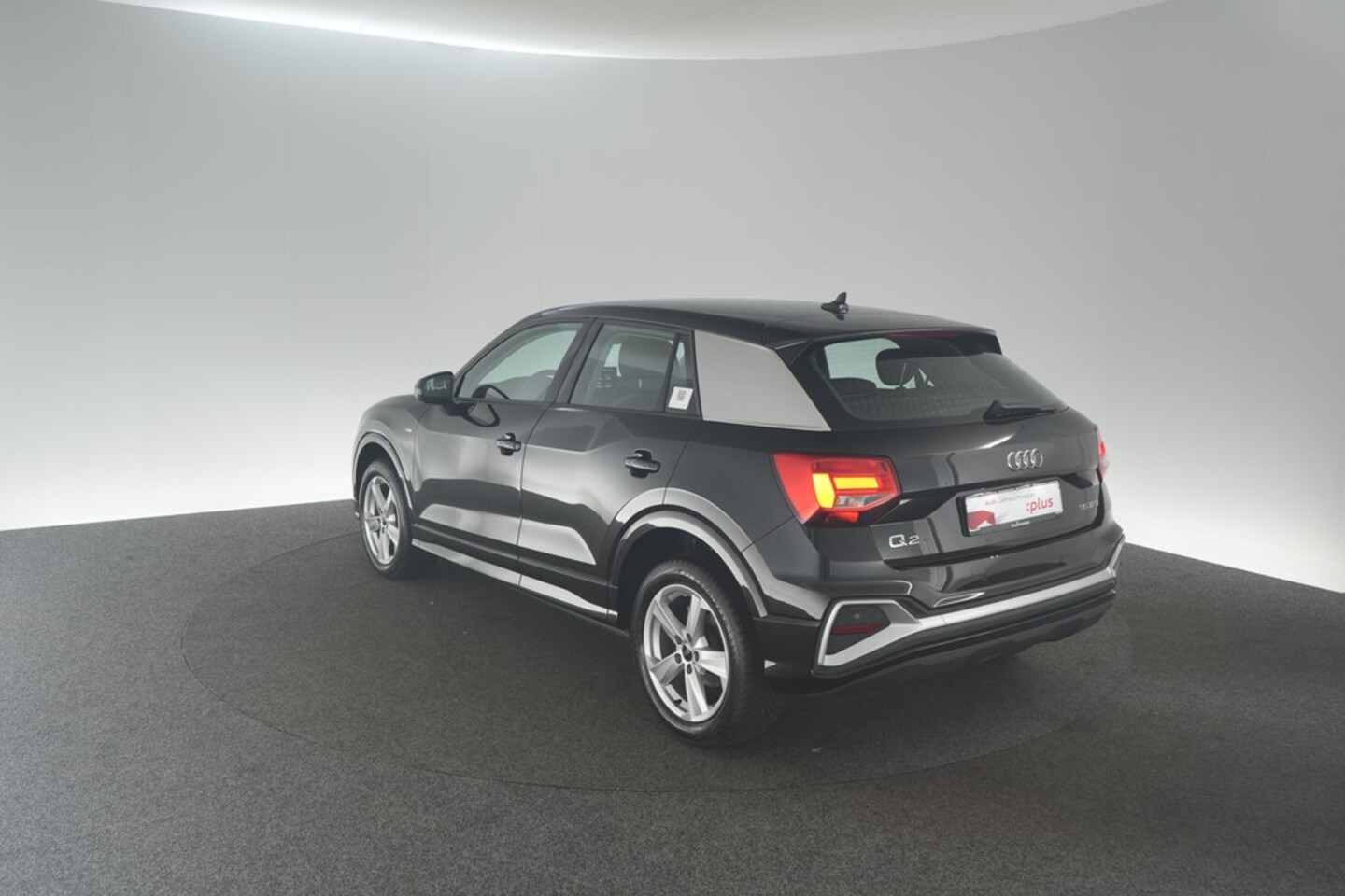 Bild über Audi Q2 S line 35 TFSI S tronic - für weitere Informationen kontaktieren Sie den Audi Partner