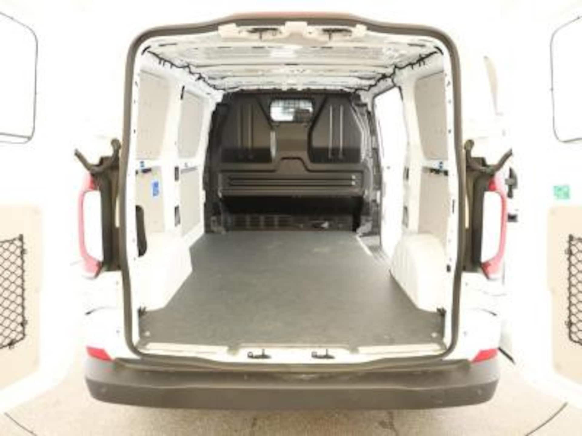 Volkswagen Transporter Kasten kurzer Radstand
