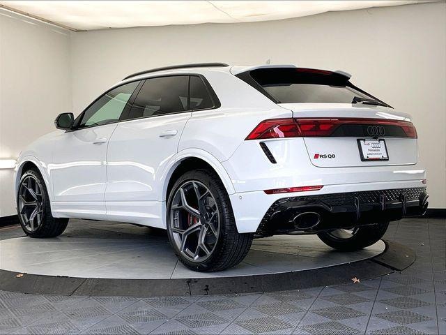 2026 Audi RS Q8 SUV performance
