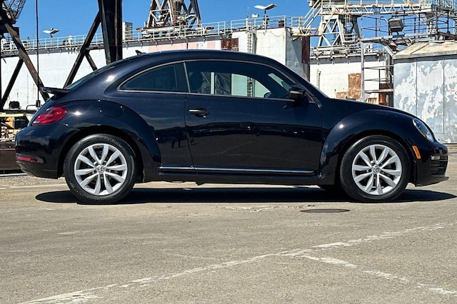 2017 Volkswagen Beetle