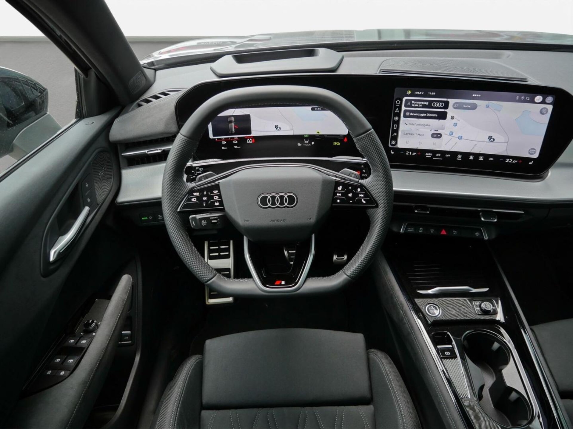 Audi Q3 SUV e-hybrid