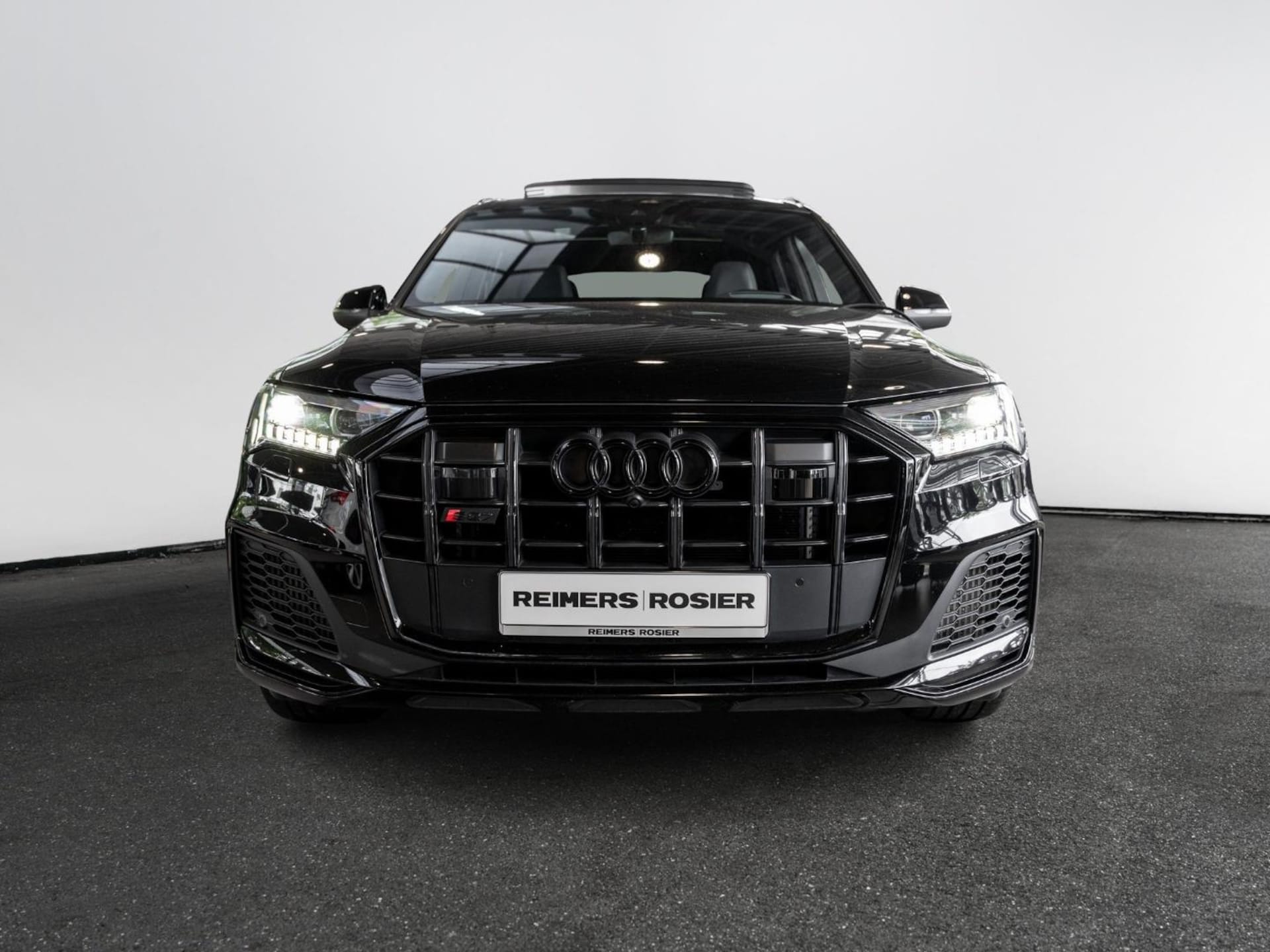 Audi SQ7 SUV