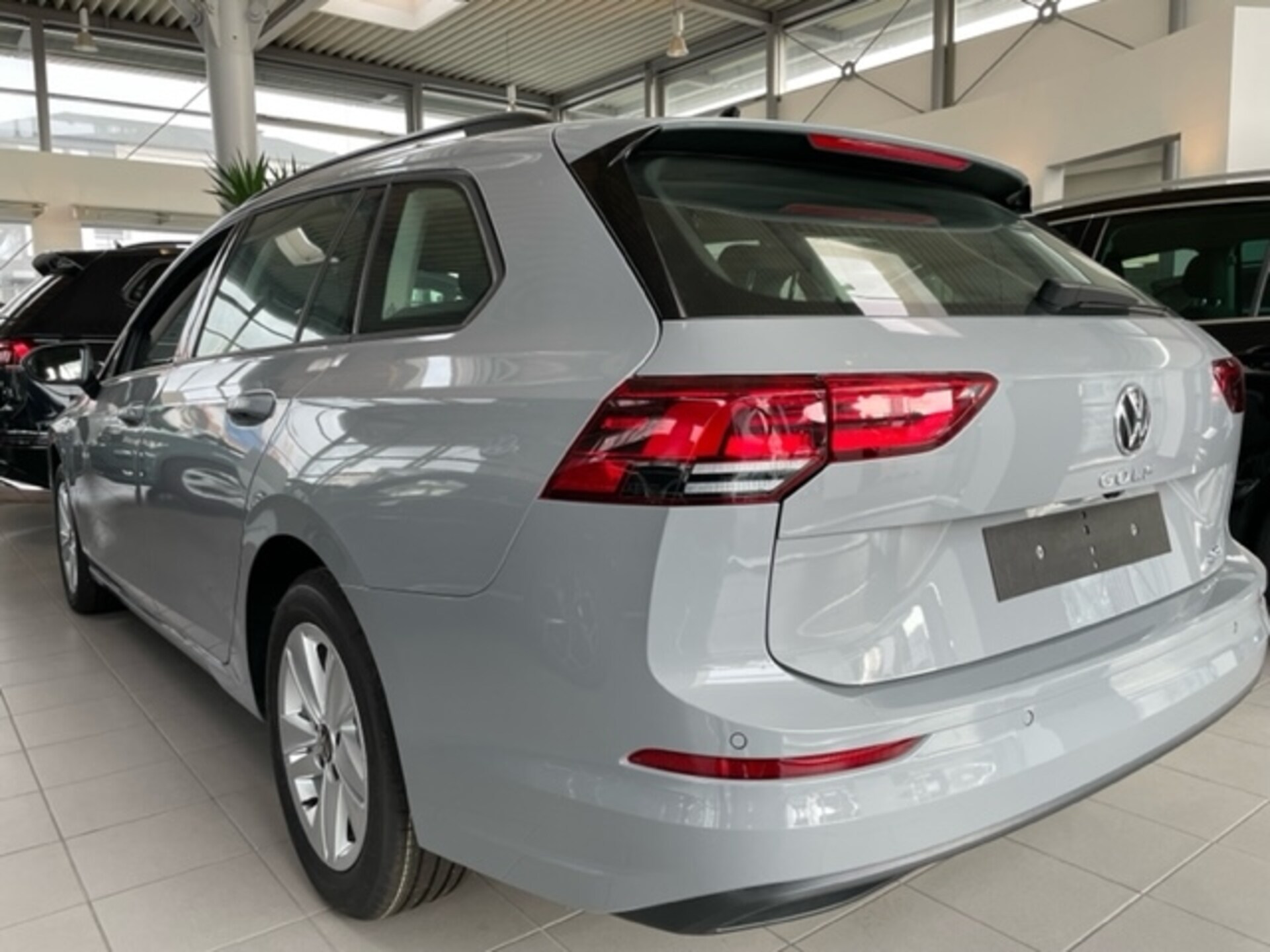 Volkswagen Golf Variant Life