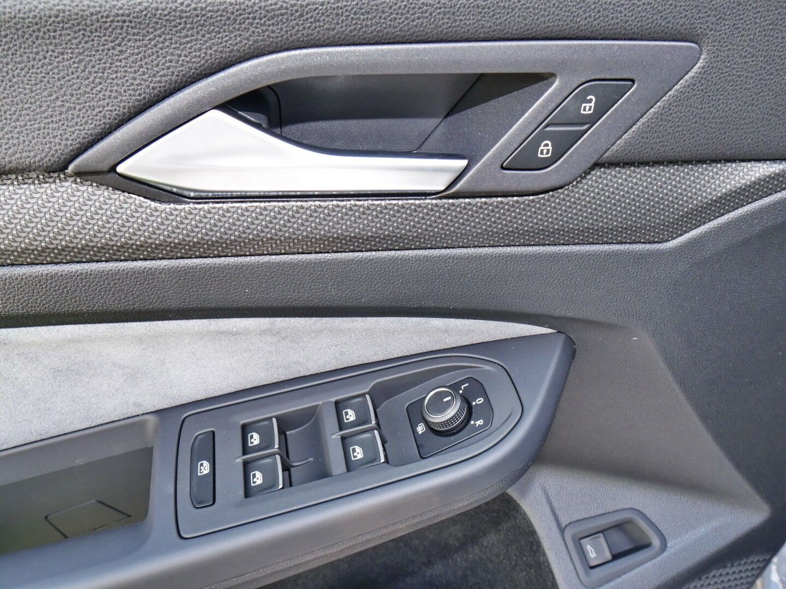 Volkswagen Golf Variant – Bild 11