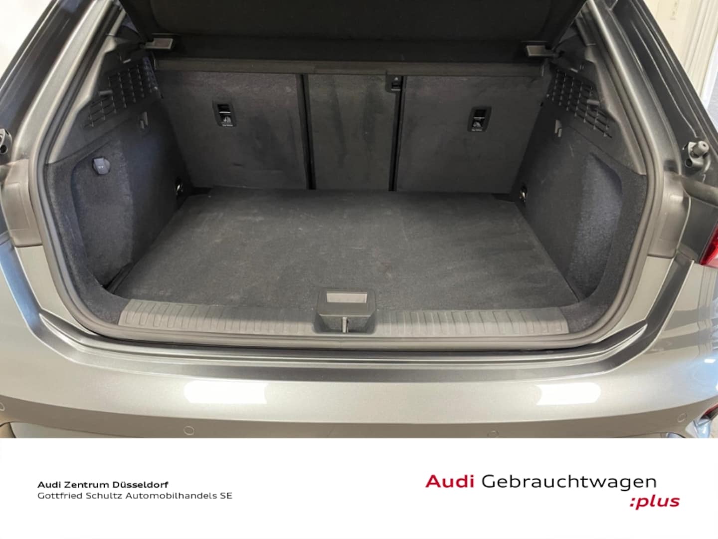 Bild über Audi S3 Sportback TFSI quattro S tronic - für weitere Informationen kontaktieren Sie den Audi Partner
