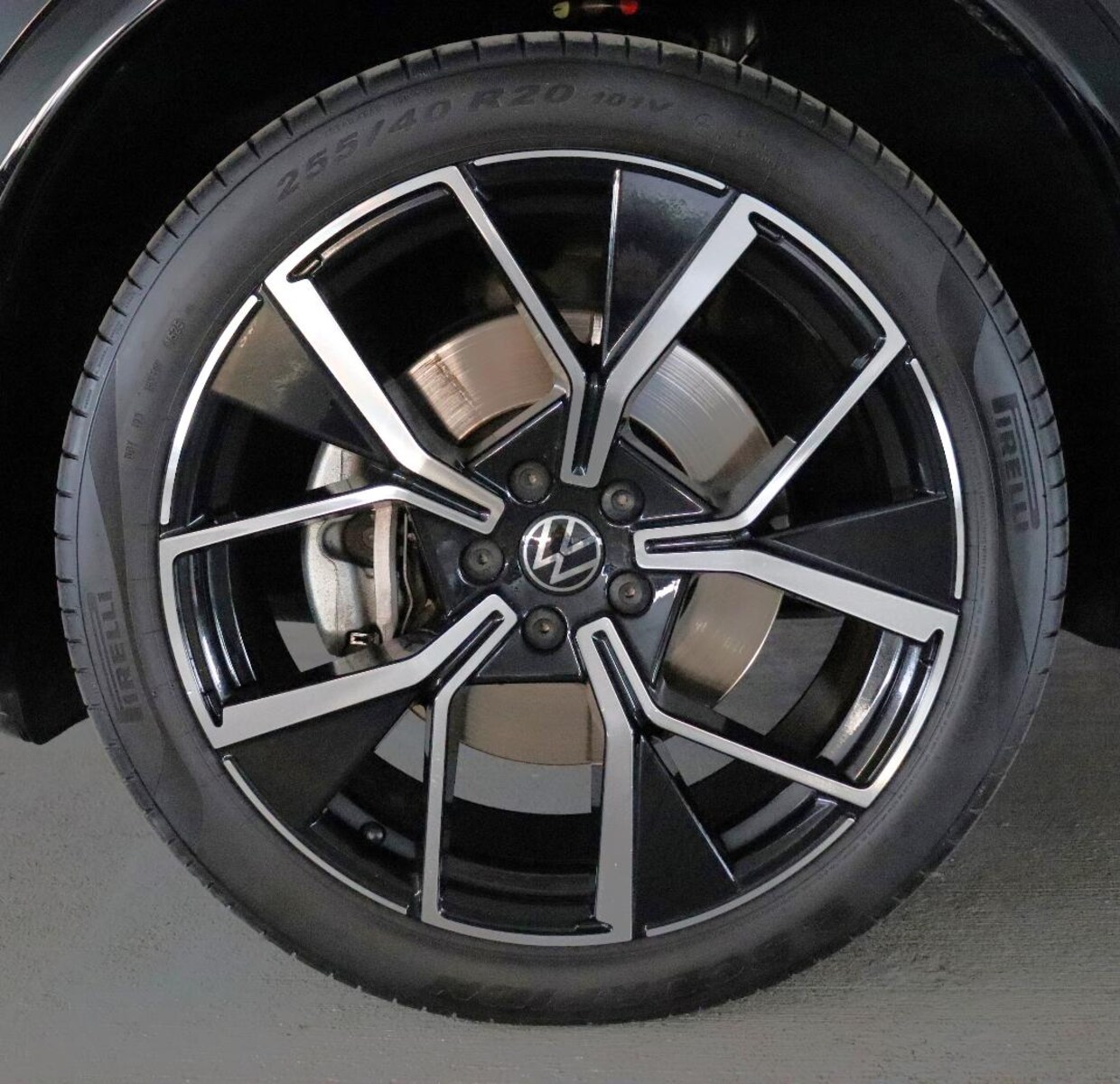 Volkswagen Tiguan – Bild 6