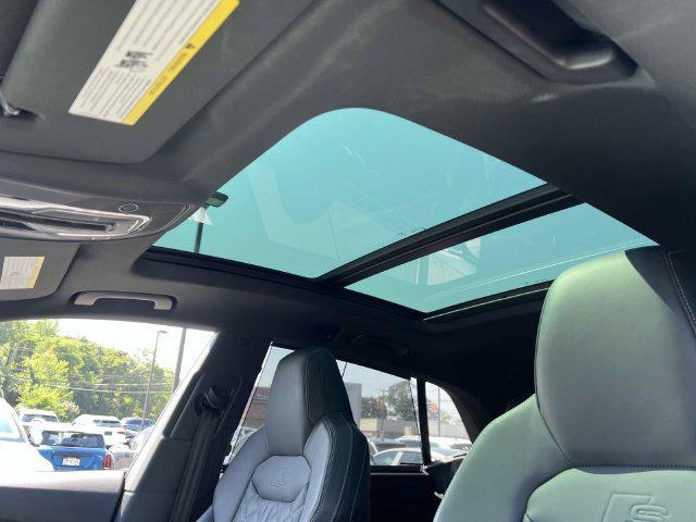 2023 Audi SQ8 Premium Plus - Photo 9