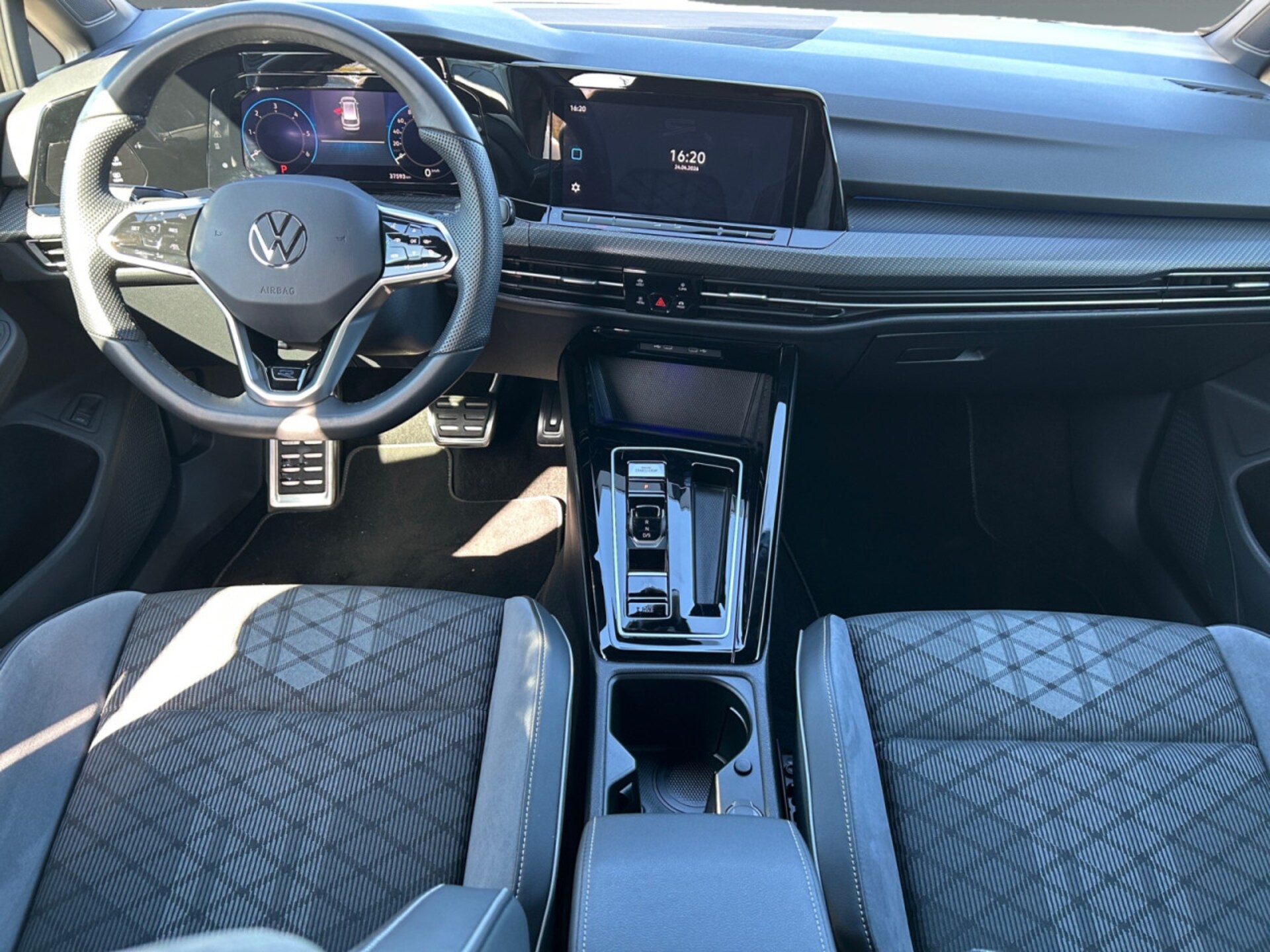 Volkswagen Golf Variant R-Line