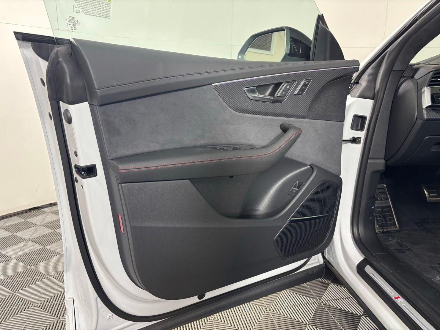 2026 Audi SQ8 Prestige - Photo 15