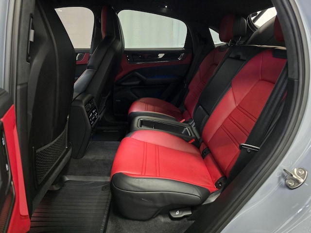 2024 Porsche Cayenne Coup Turbo GT - Photo 21