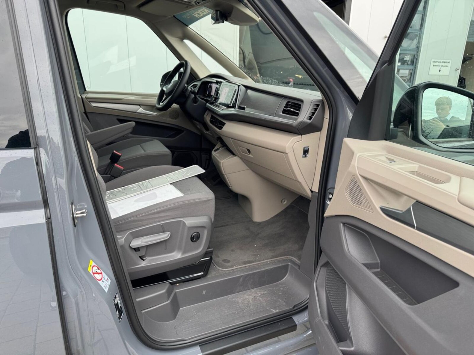 Volkswagen Multivan Langversion – Bild 12