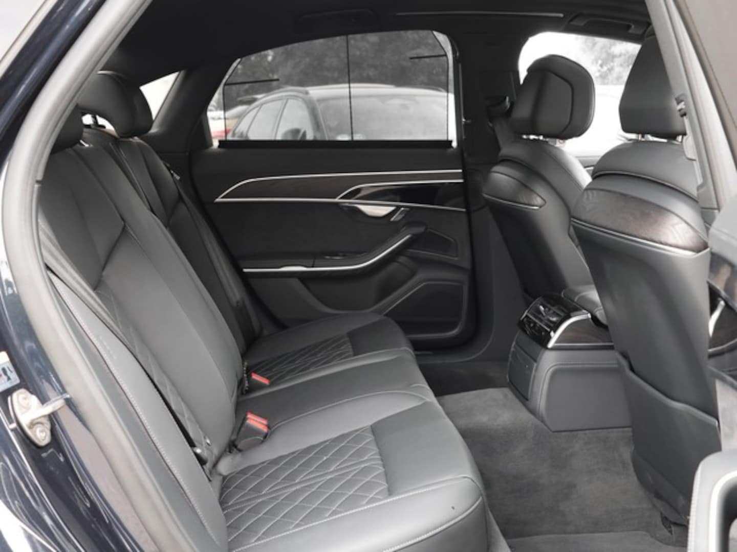 Bild über Audi A8 TFSI e 60 TFSI e quattro tiptronic - für weitere Informationen kontaktieren Sie den Audi Partner