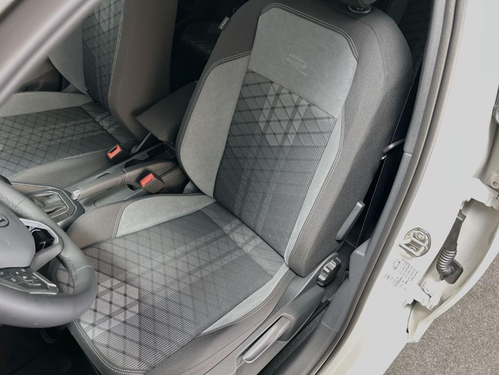 Volkswagen Taigo – Bild 11