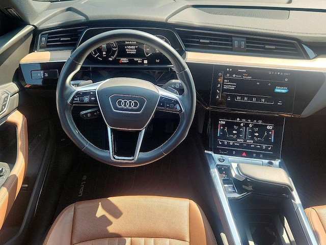 2024 Audi Q8 Sportback e-tron