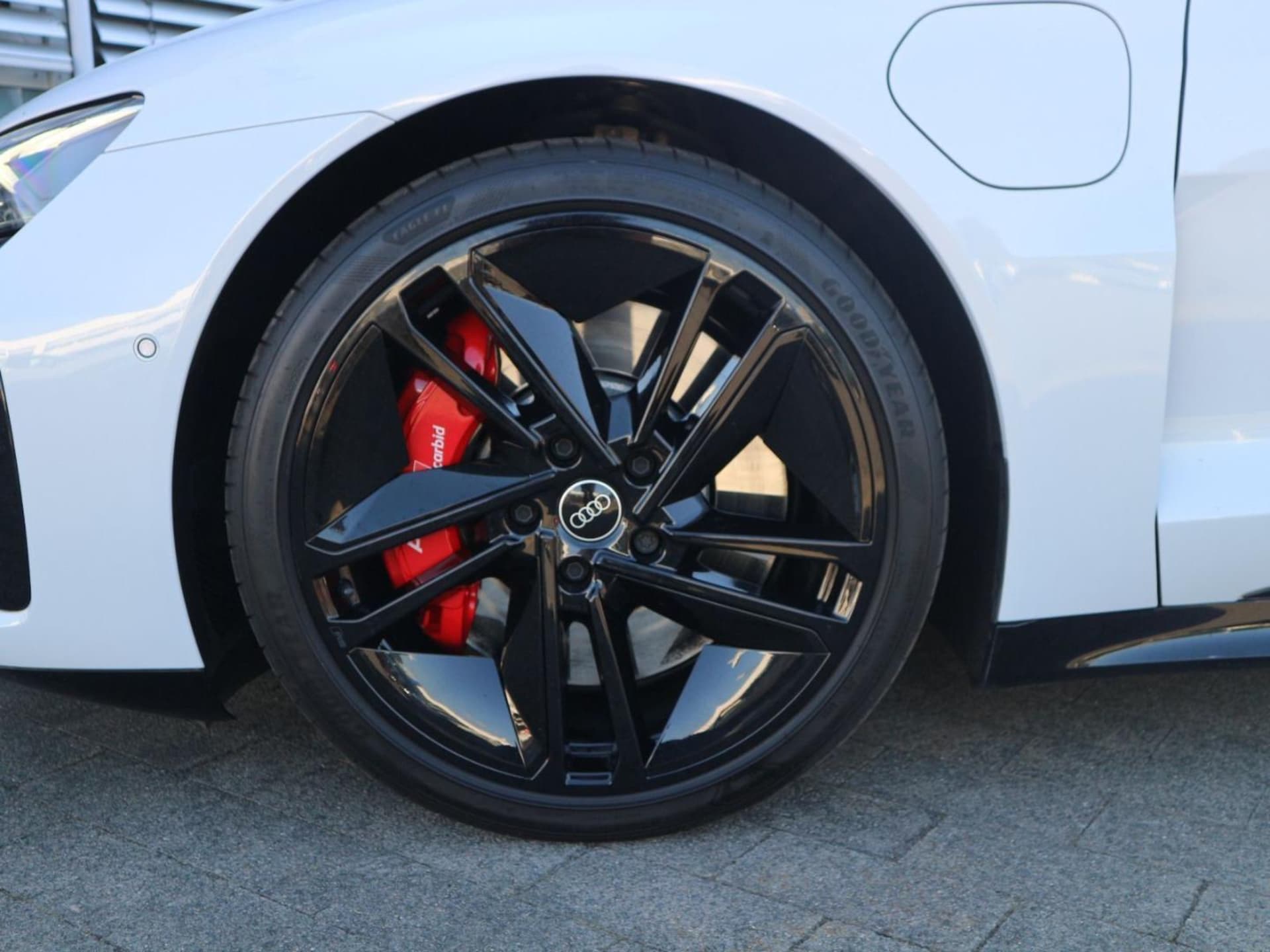 Audi e-tron GT quattro
