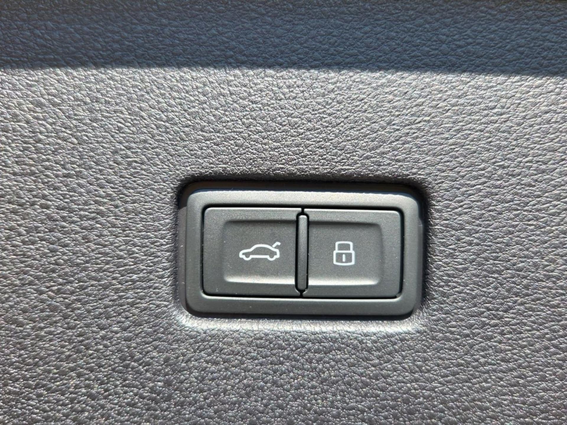 Audi SQ8 SUV