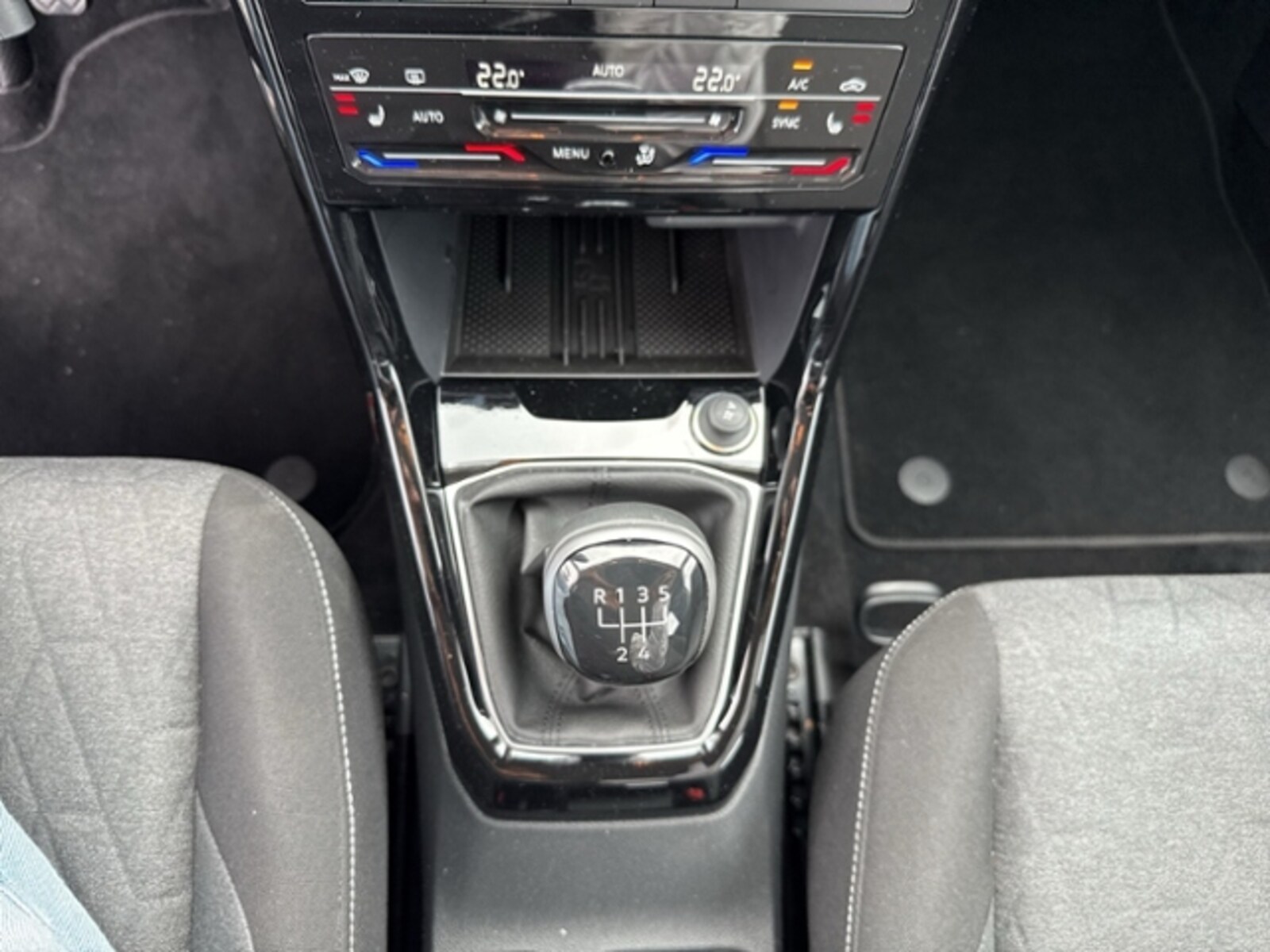 Volkswagen T-Cross – Bild 23