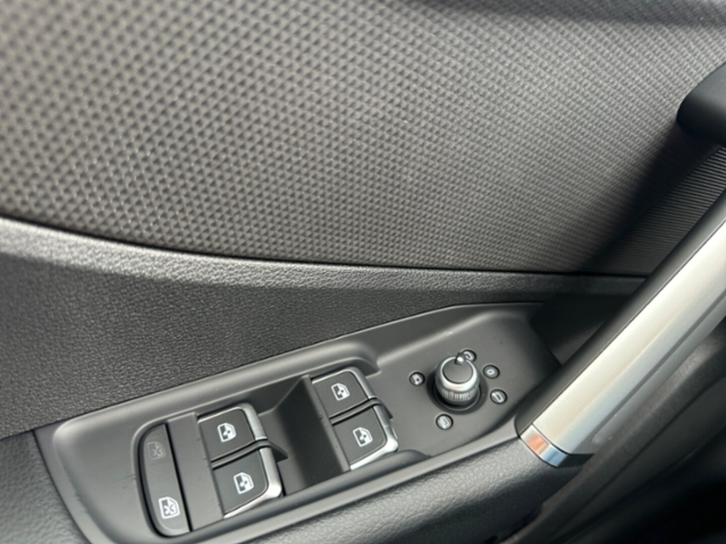 Bild über Audi Q2 S line 35 TFSI S tronic - für weitere Informationen kontaktieren Sie den Audi Partner