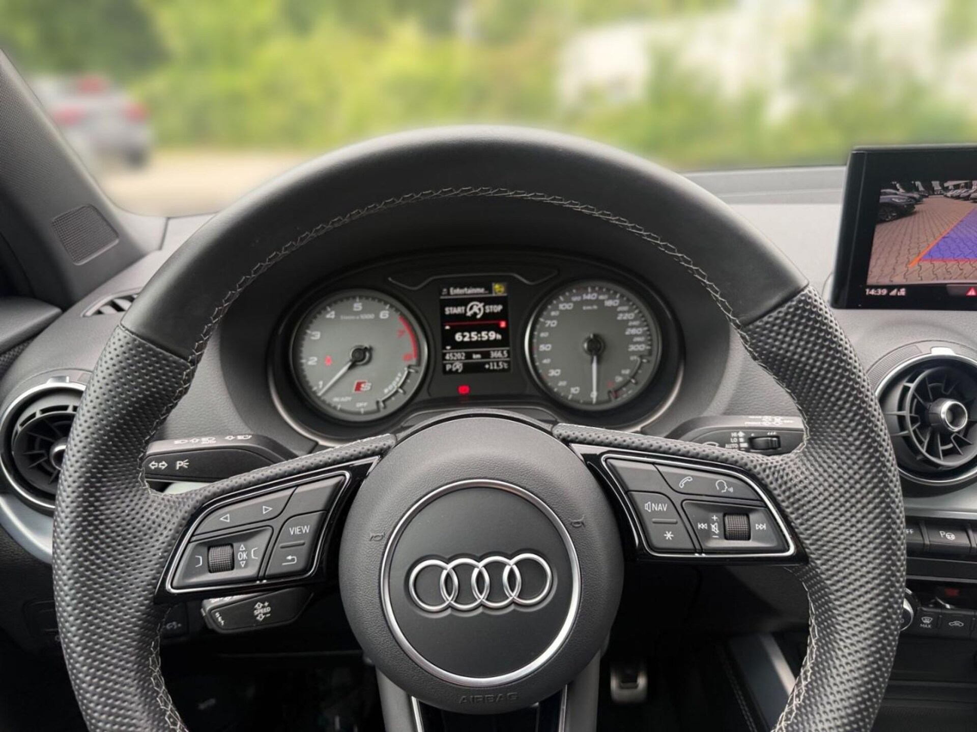 Audi SQ2