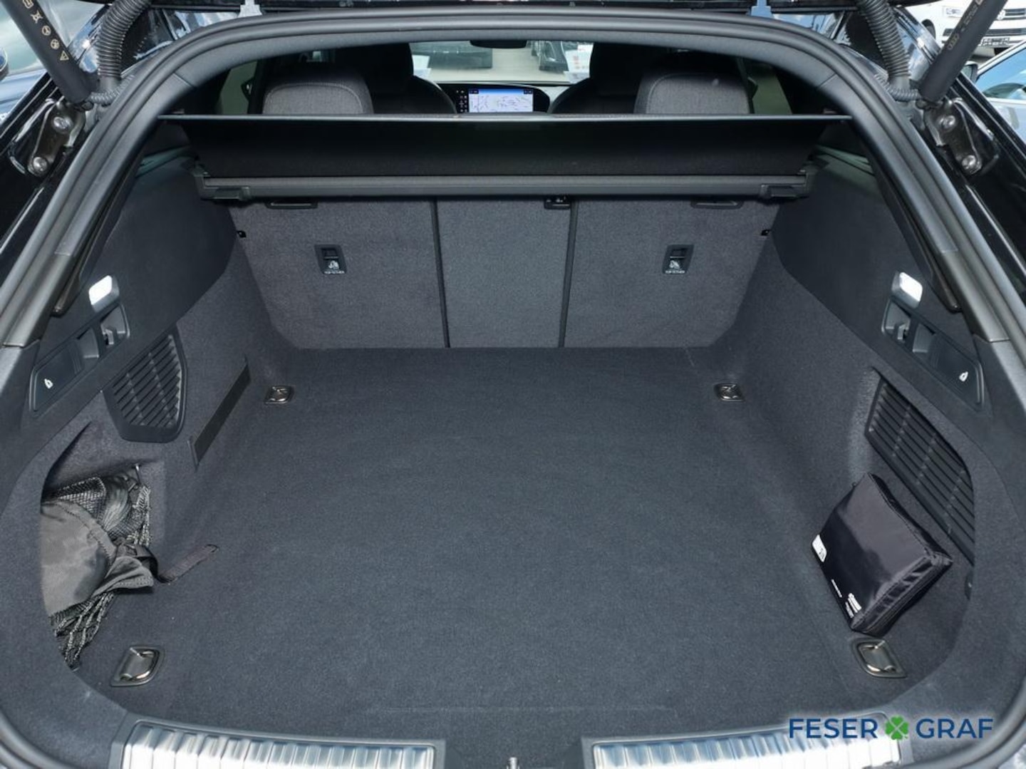 Bild über Audi A5 Avant TDI 150 kW S tronic - für weitere Informationen kontaktieren Sie den Audi Partner