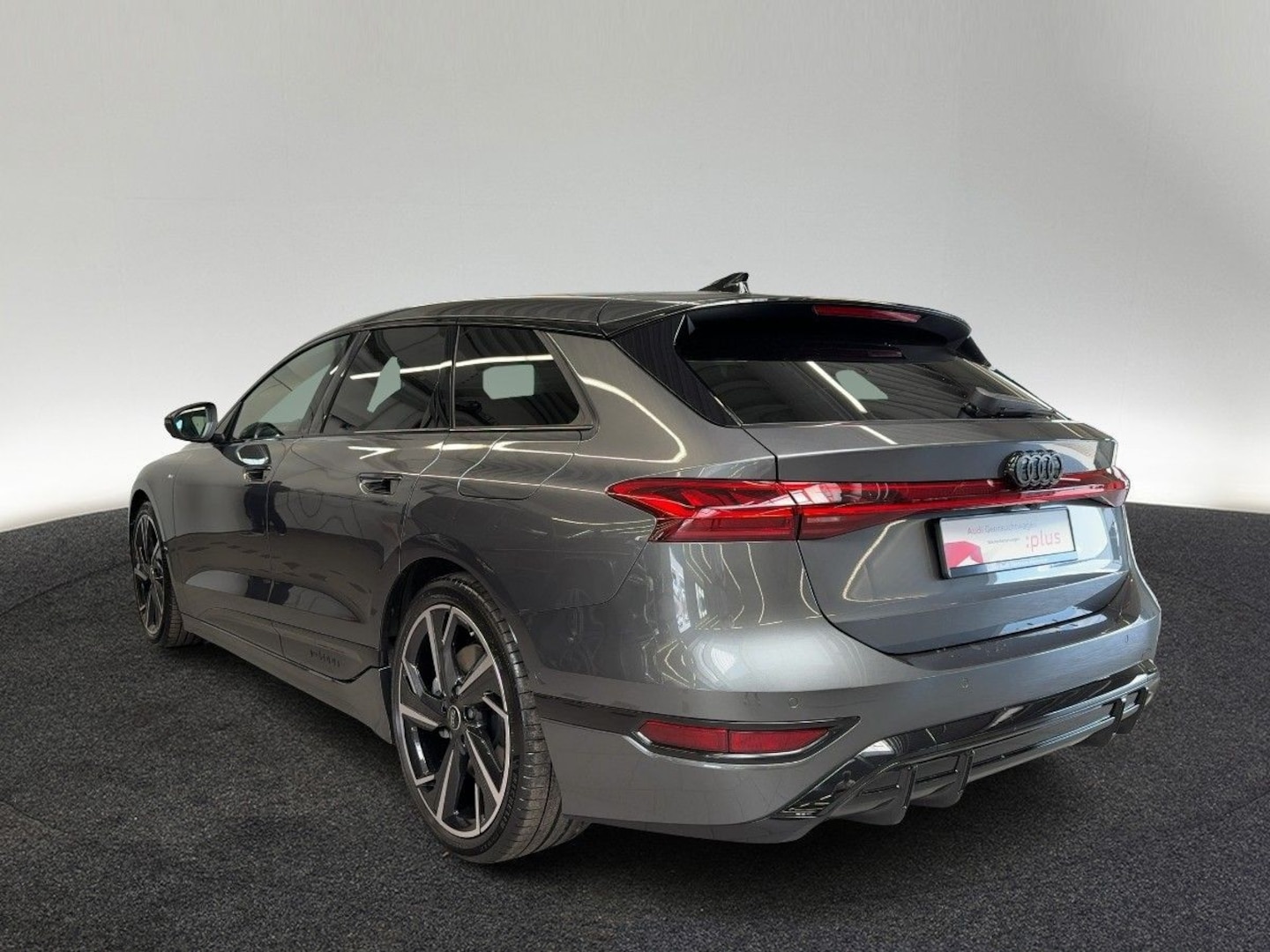 Bild über Audi A6 Avant e-tron S line business e-tron performance 270 kW - für weitere Informationen kontaktieren Sie den Audi Partner