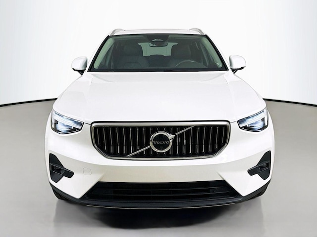 2024 Volvo XC40