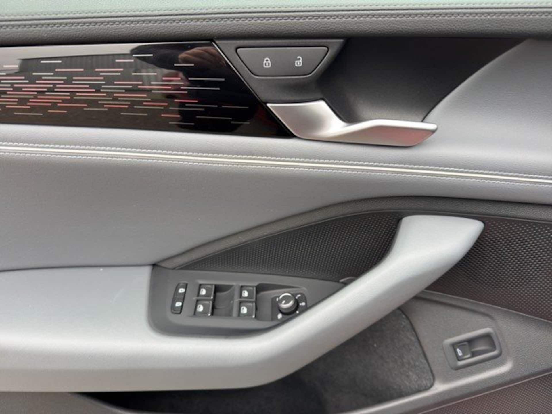 Volkswagen Passat Elegance
