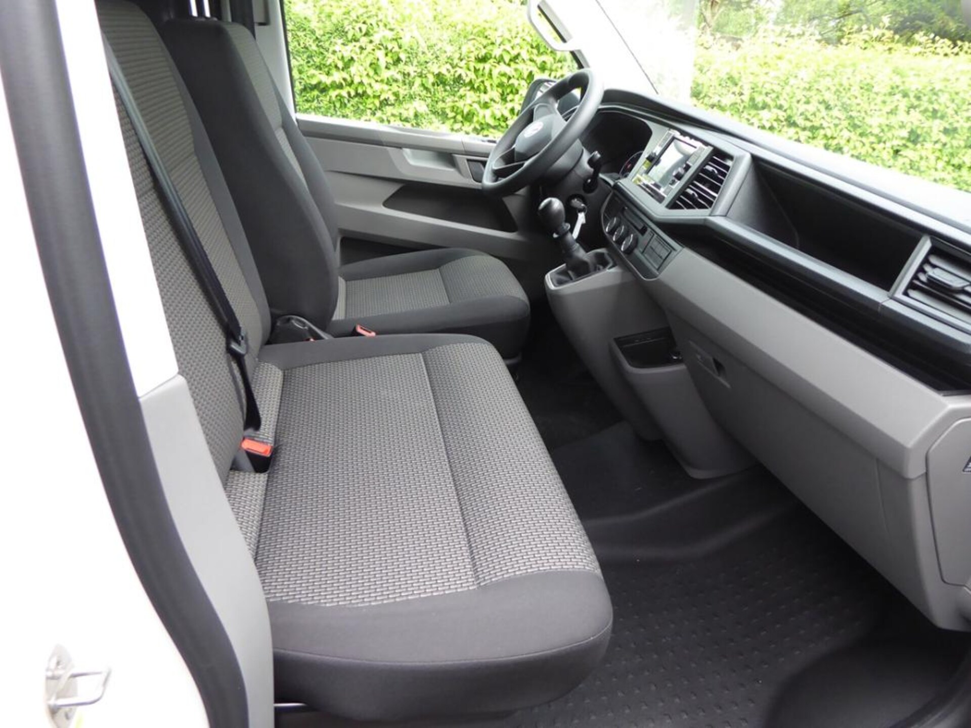 Volkswagen T6.1 Transporter Kasten kurzer Radstand