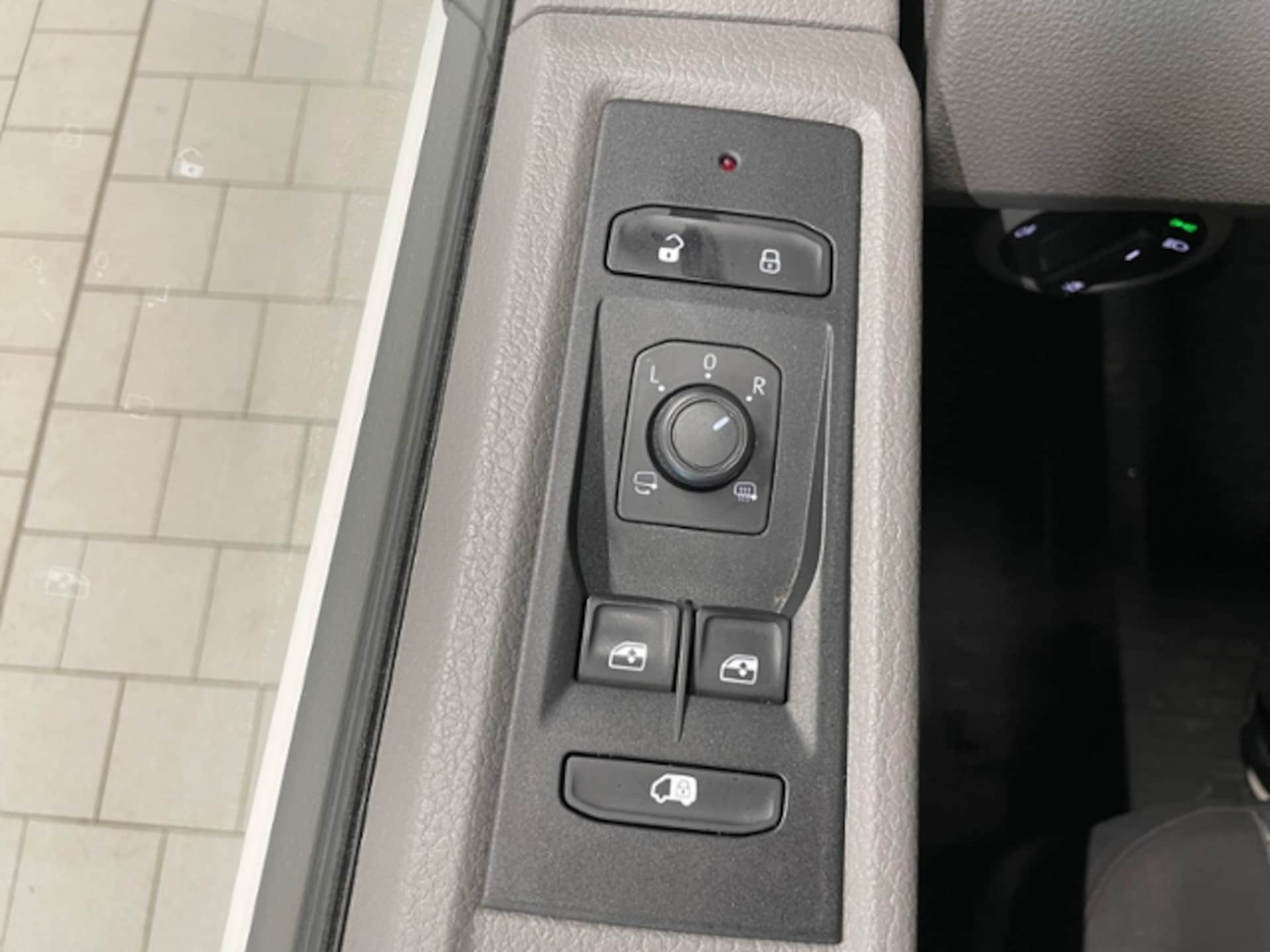 Volkswagen T6.1 Transporter Kasten kurzer Radstand