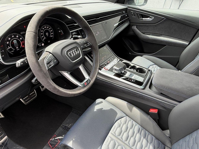 2026 Audi RS Q8 SUV performance