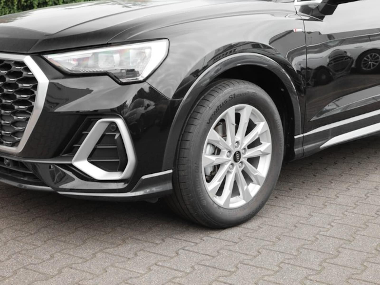 Audi Q3 Sportback – Bild 11