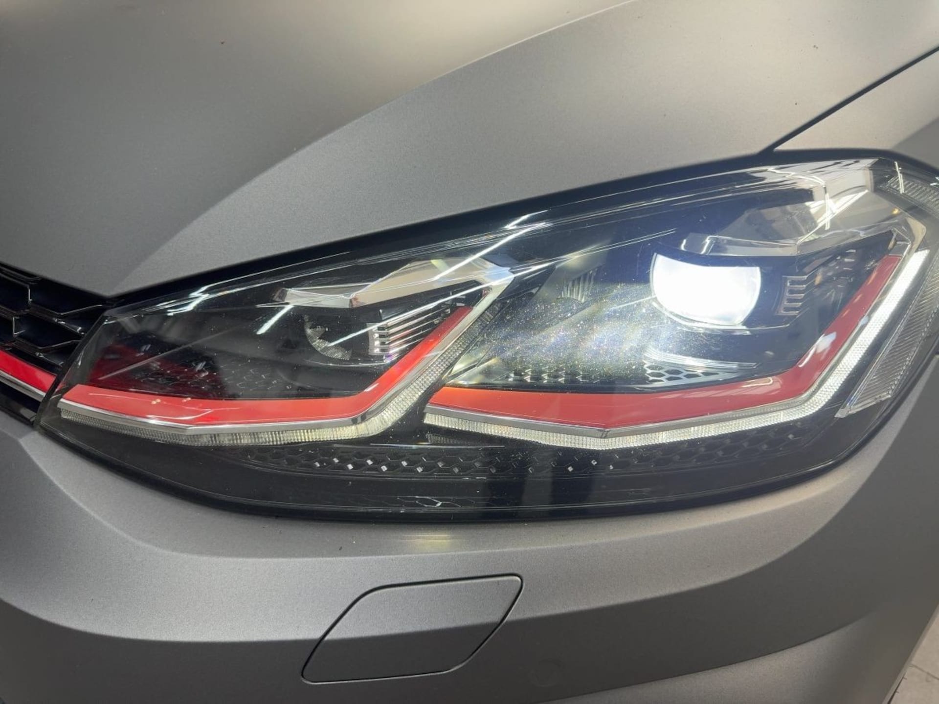 Volkswagen Golf GTI
