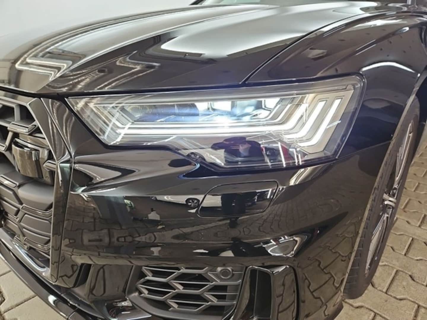 Bild über Audi S6 Avant TDI quattro tiptronic - für weitere Informationen kontaktieren Sie den Audi Partner