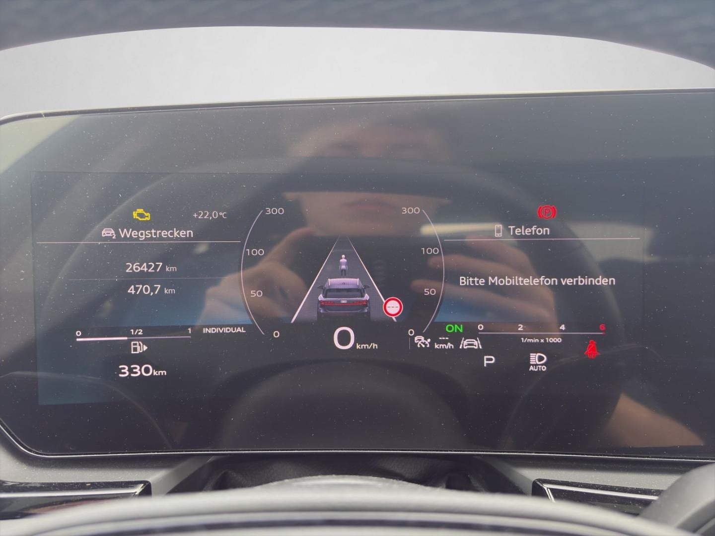 Bild über Audi A6 Avant TDI 150 kW S tronic - für weitere Informationen kontaktieren Sie den Audi Partner